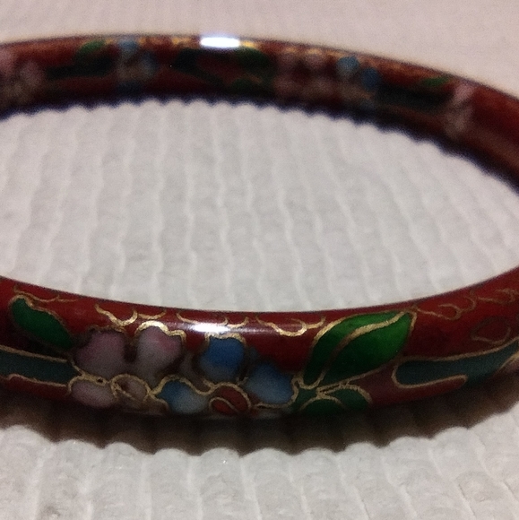 Hand enameled oriental design bangle bracelet - Picture 8 of 16